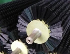華南PBT刷絲工廠主要服務于哪些行業？